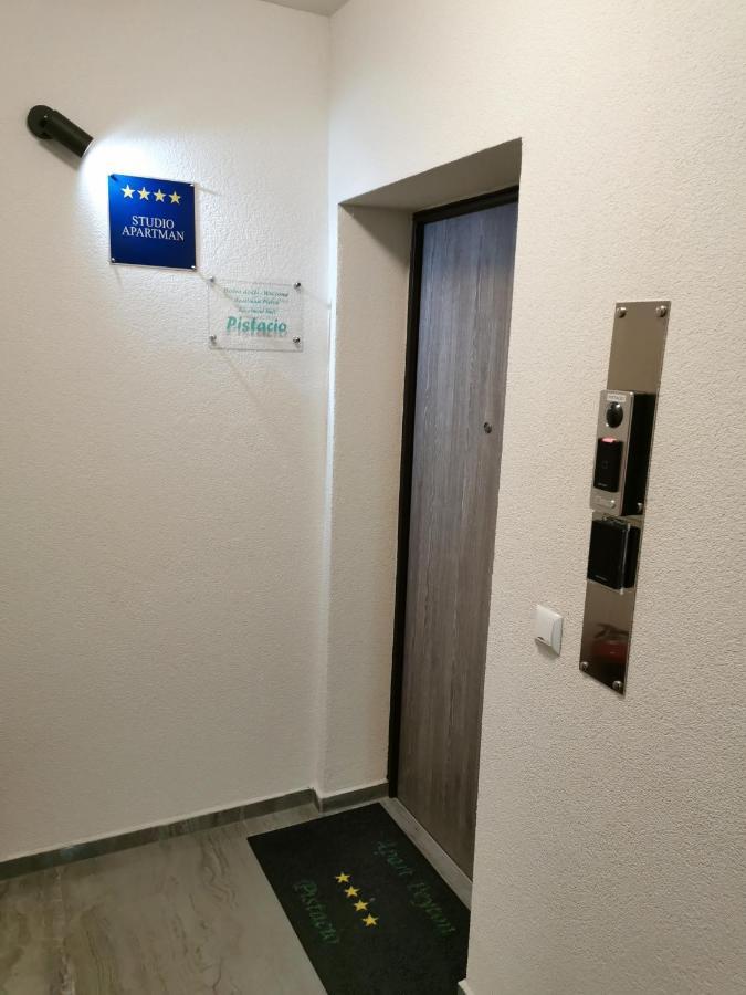 Apartmani Peyton Slavonski Brod Esterno foto